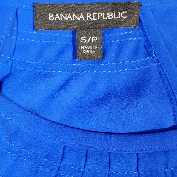 BR Pleated Raglan Blouse - Picture 6 of 8